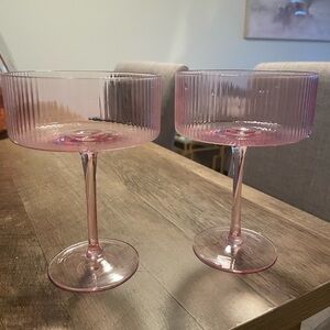 Elegant Pink Ribbed Glass Coupe Set